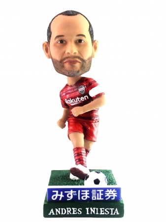 イニエスタ選手ビジャ選手の「ボブルヘッド」先着プレゼント決定の