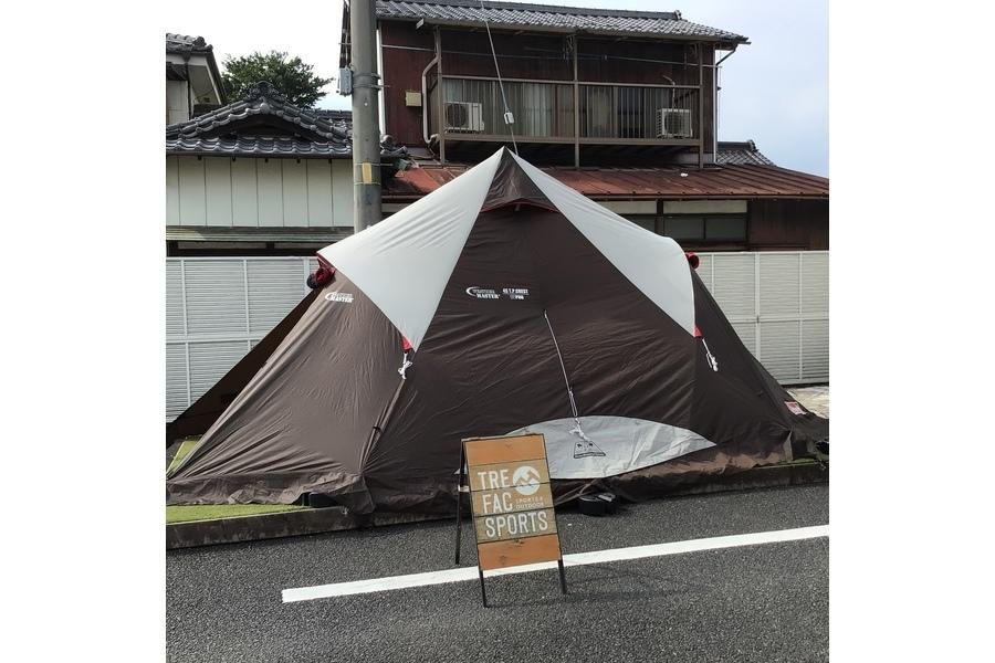 ワンポールテントなのに2ルーム!?Coleman(コールマン)のウェザー