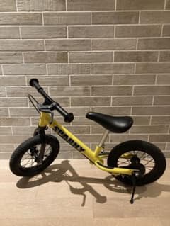 SPARKY スパーキーキックバイクイエローブレーキスタンド付