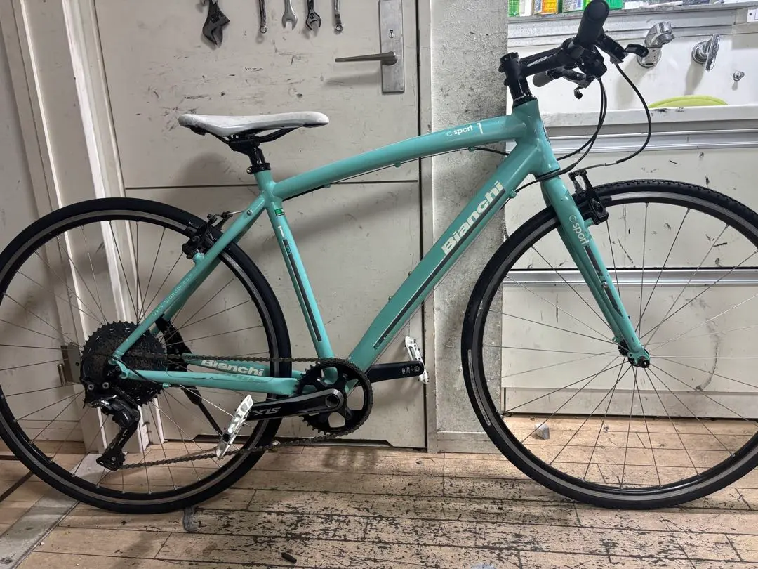 n*e様 Bianchi クロスバイク C SPORT 1 ジャンク to01