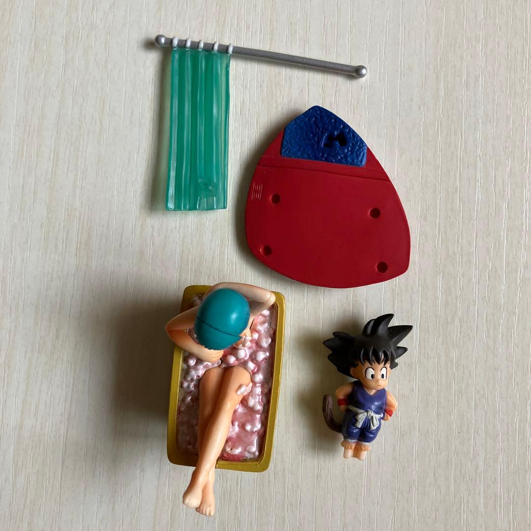 ドラゴンボールカプセル 孫悟空＆ブルマ お風呂 - メルカリ