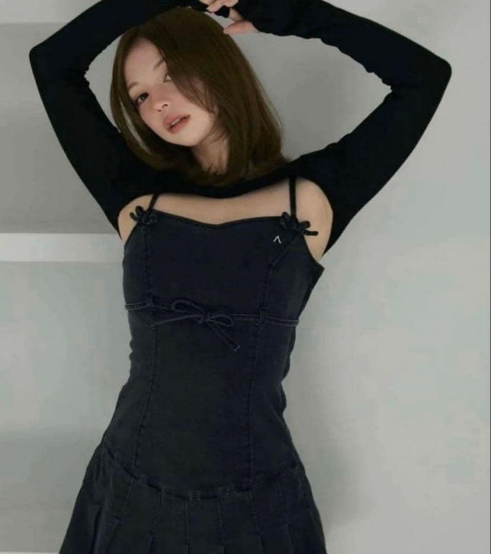 ANDMARY ブラック ミニワンピース 長袖 フロントオープンニットミニワンピース – Darich (ダーリッチ)