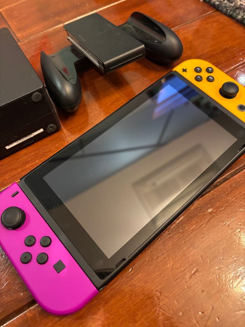 Switch本体 キーズファクトリー Switch 星のカービィ きせかえカバーセット for