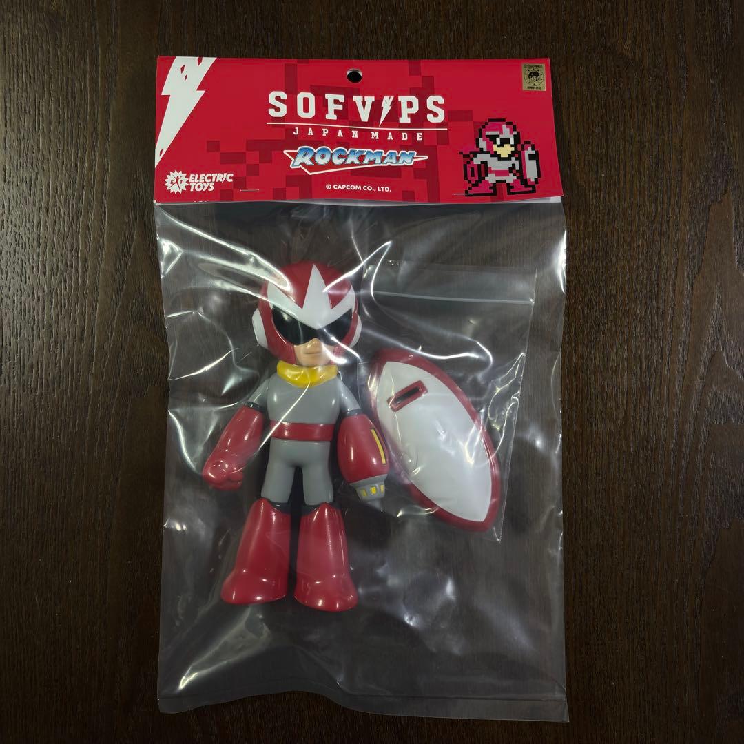 sofvips ブルース ソフビ人形 フィギュア ロックマン Amazon.co.jp: SOFVIPS ブルース ソフビ ロックマン ELECTRIC TOYS