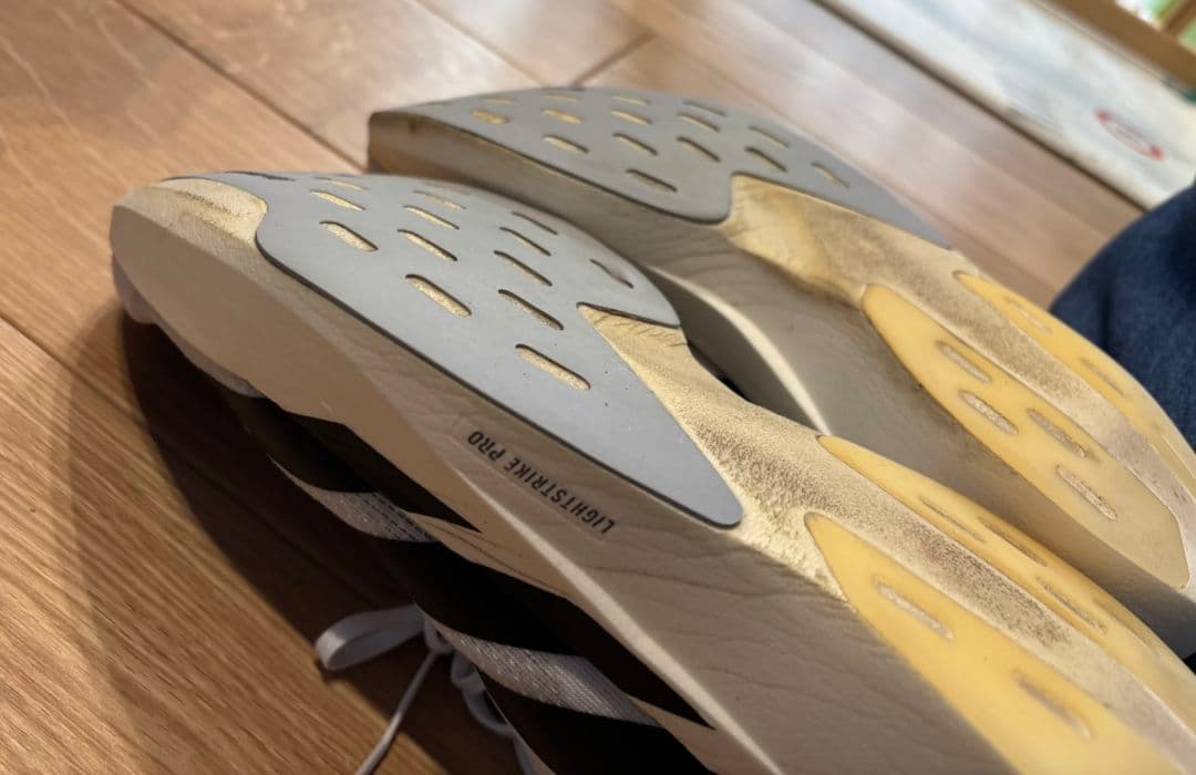 adidas ホワイト/ブラック　evo sl 26.5cm