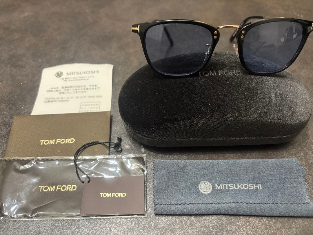 【廃盤・美品】TOM FORD サングラス 朝倉未来着用　TF672 01v 正規品・新品】【朝倉未来着用モデル】 新品 トムフォード TF672 FT672