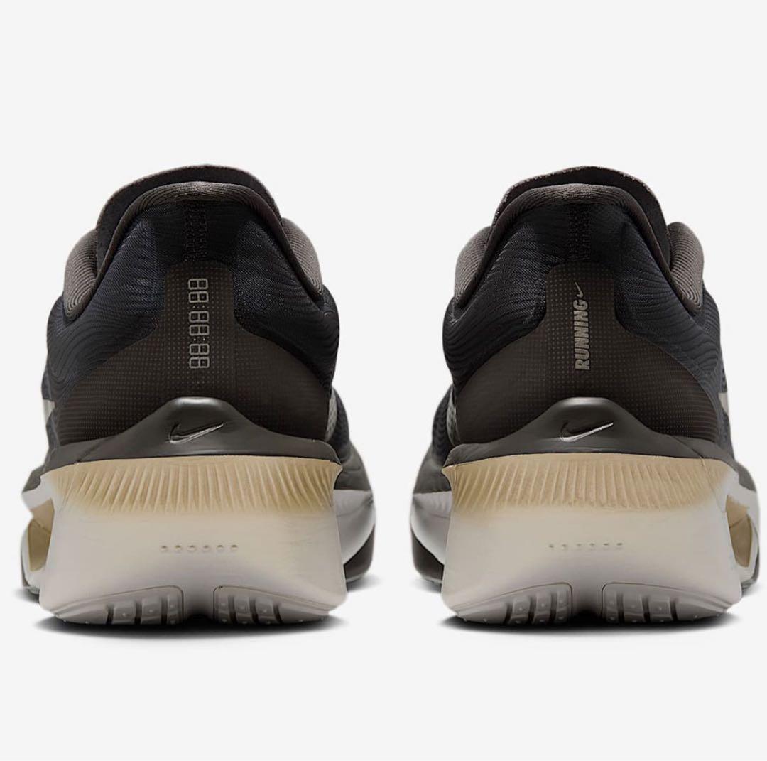 新品未使用☆ナイキ ズームフライ6 Jakob ヤコブモデル 28.0cm