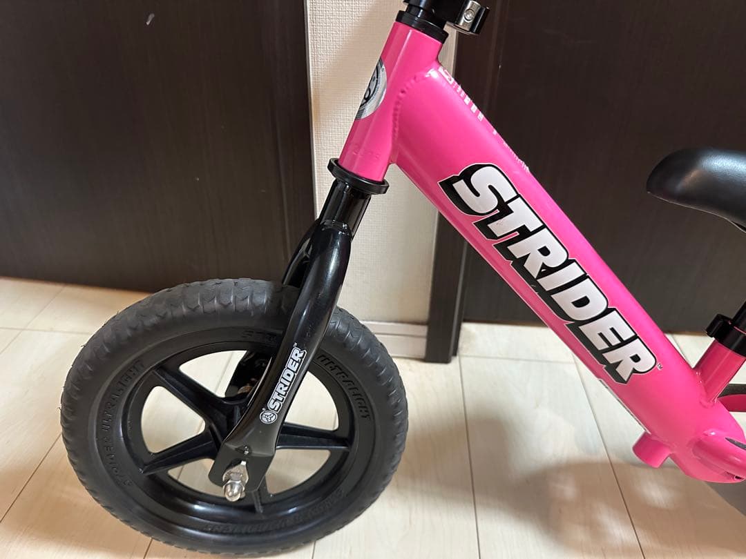 STRIDER SPORT12インチピンクバランスバイクランバイク