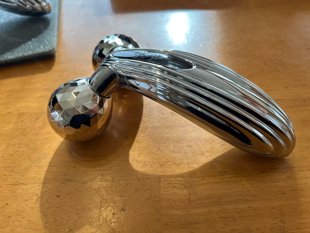 リファカラットレイリファホォーカラットレイ シルバー 美顔ローラー セット リファカラットレイフェイス （美顔ローラー） | 美容機器 | ReFa