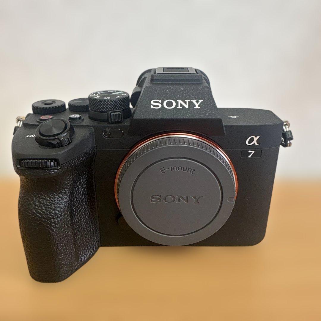SONY α7 IV ミラーレス一眼カメラ(超美品) SONY（ソニー） α7 IV ミラーレス一眼カメラ レンズキット α7IV ズーム