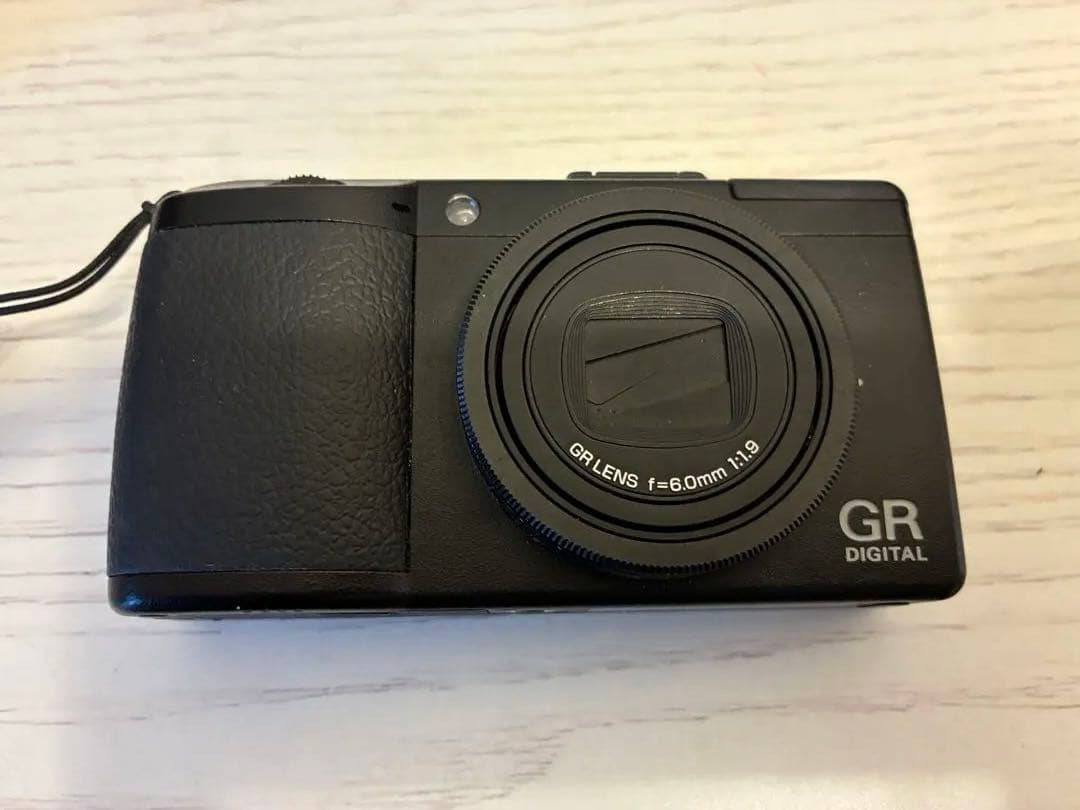 美品】RICOH GR DIGITAL III(3) ショット数1535回