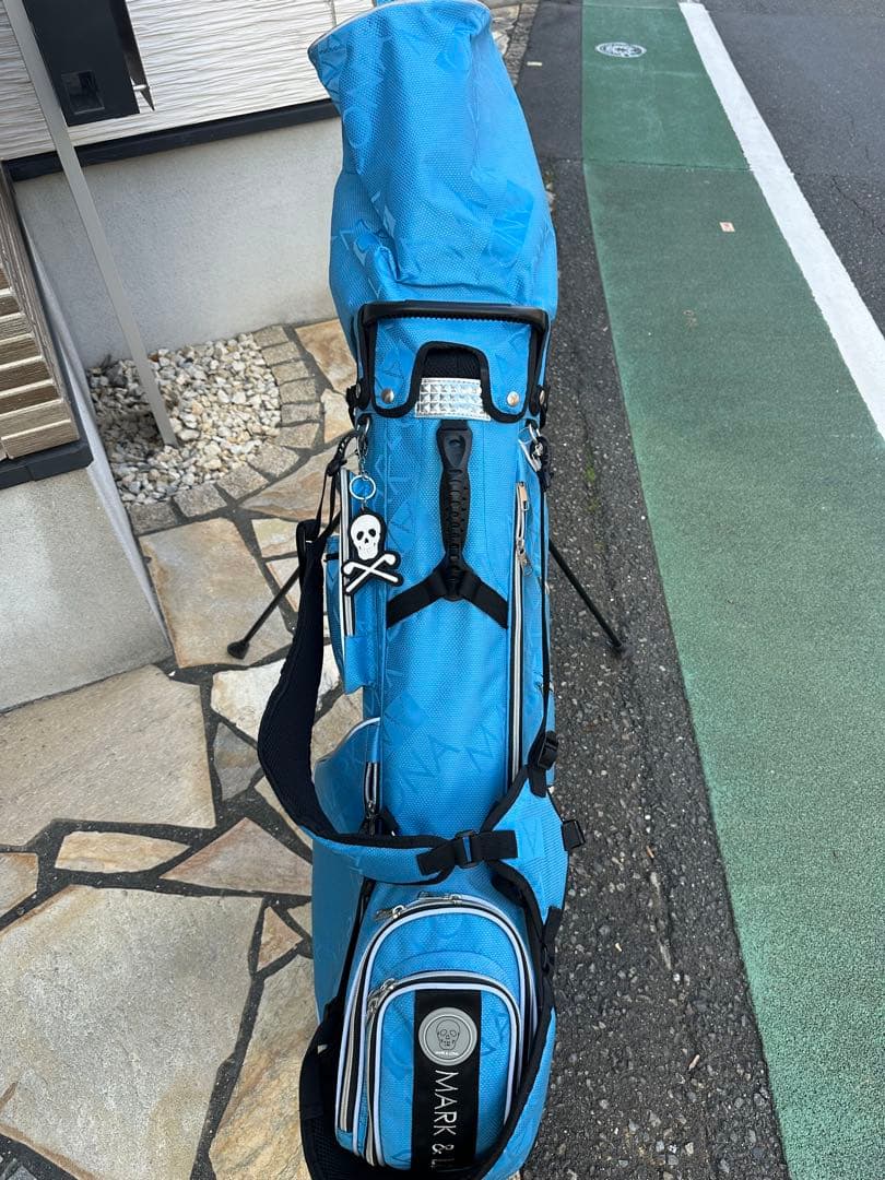 マークアンドロナ キャディバッグ スカルキーホルダー付き