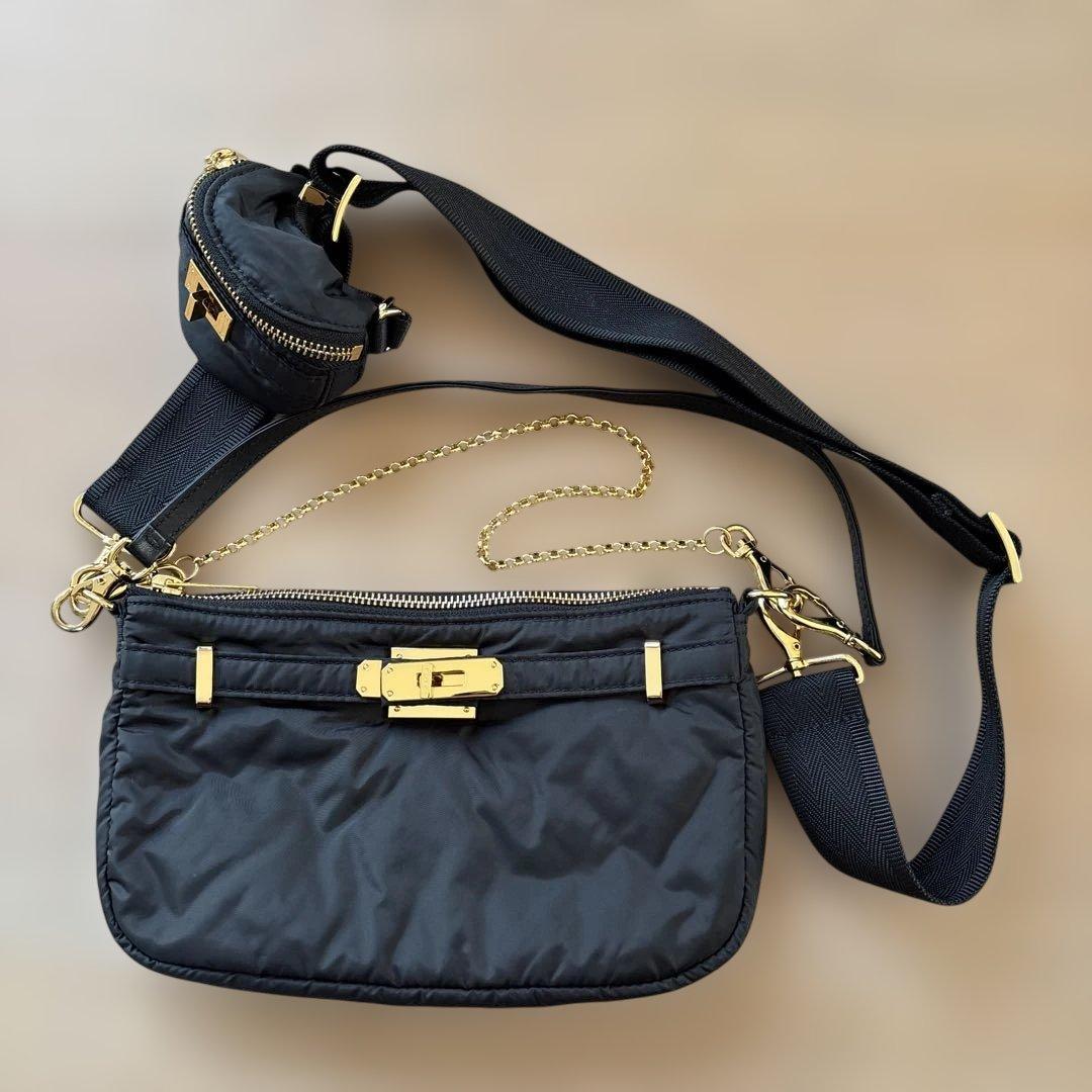 シータ パランティカ　ドゥーズィエムクラス　ナイロンボディバッグ ゴールド金具 シータ パランティカ ドゥーズィエムクラス ナイロンボディバッグ