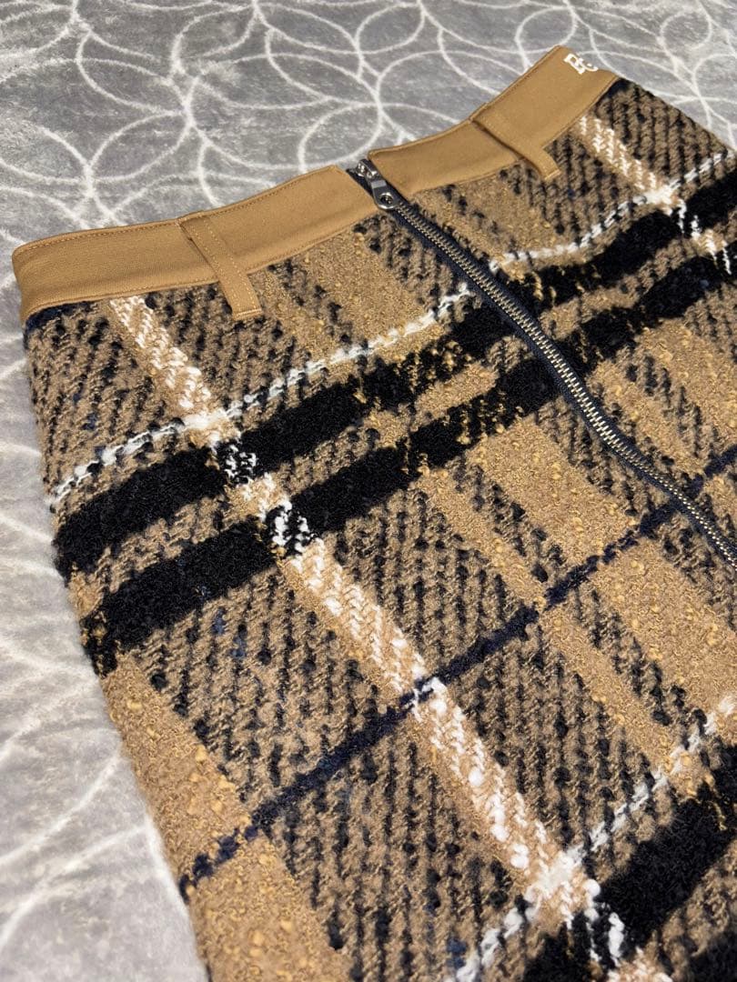 超美品）パーリーゲイツ、ロービングチェック柄、スカートと