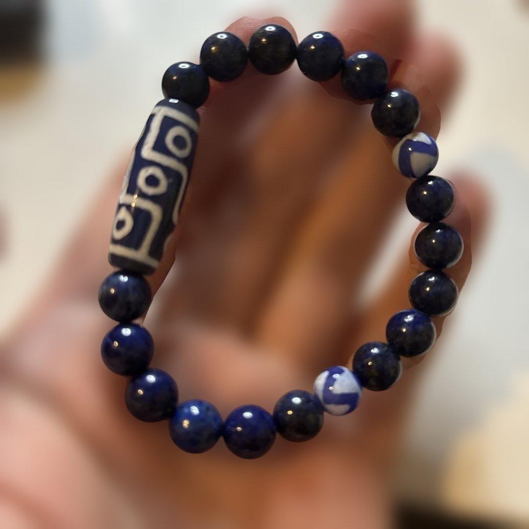 すごいパワーが入ってくる！九眼天珠と青玉髄天珠のブレスレット！ Tempest～嵐～ 『老玉髄 青 龍眼天珠ブレスレット』】【メール便不可】