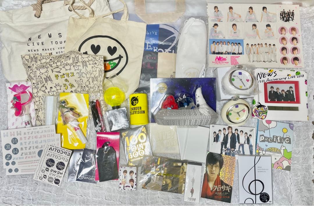 300点以上】NEWS グッズ まとめ売り - メルカリ