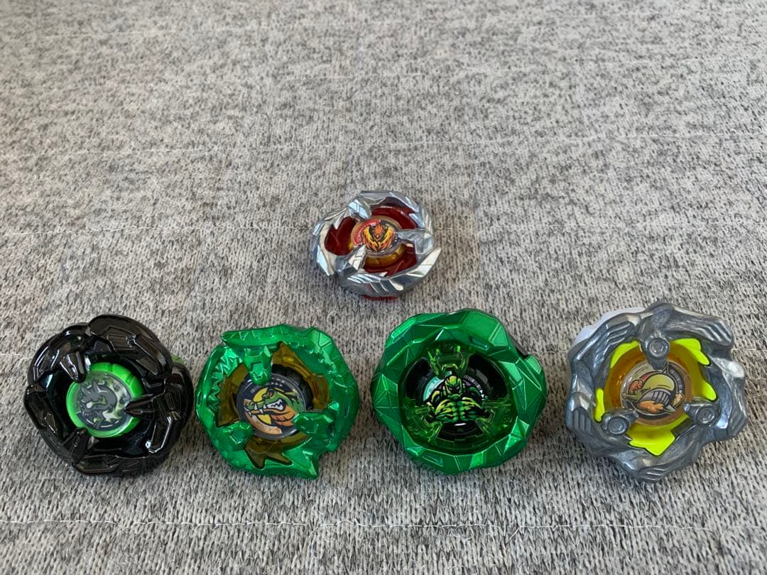 ベイブレードX 未使用品　合計5点　ヘルズチェイン　クロコクランチ他 ベイブレードX ベイブレードX 未使用品 合計5点 ヘルズチェイン クロコ