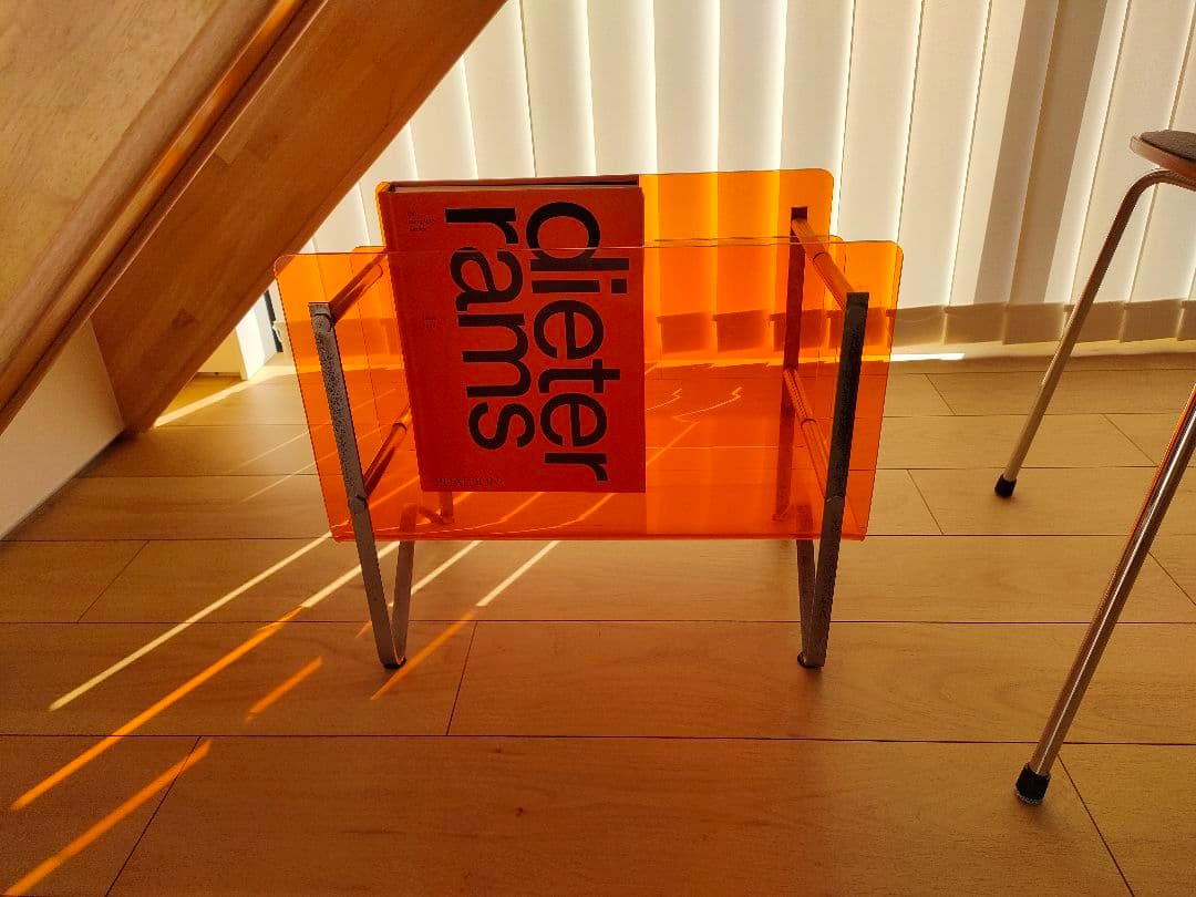 オレンジ アクリル マガジンラック ミッドセンチュリー レトロ