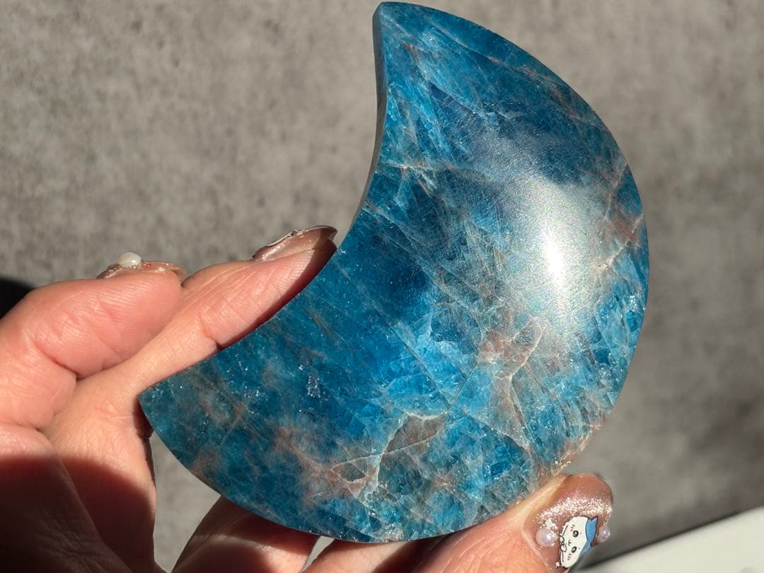 《ブルーアパタイト 三日月＊濃淡ブルー×ピンク共生＊シラー輝く月》