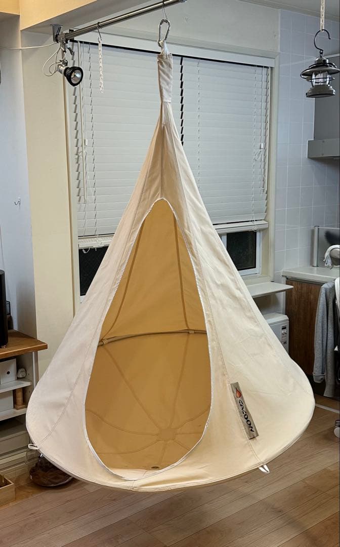 中古　Cacoon-bonsai-white ハンモックテント 中古 Cacoon-bonsai-white ハンモックテント - メルカリ