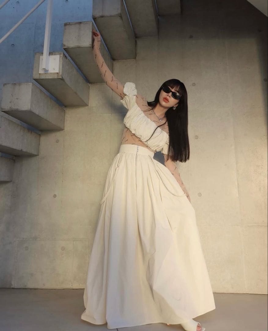 JOSE MOON ギャザーパフスリーブ