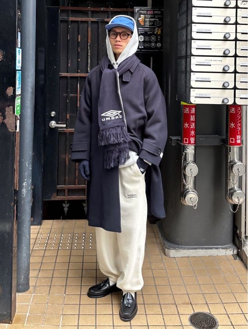 UMBRO アンブロ ジャーナルスタンダード ブラック サッカーマフラー UMBRO EX STADIUM SIDE REVERSIBLE MUFFLER（マフラー）｜JOURNAL