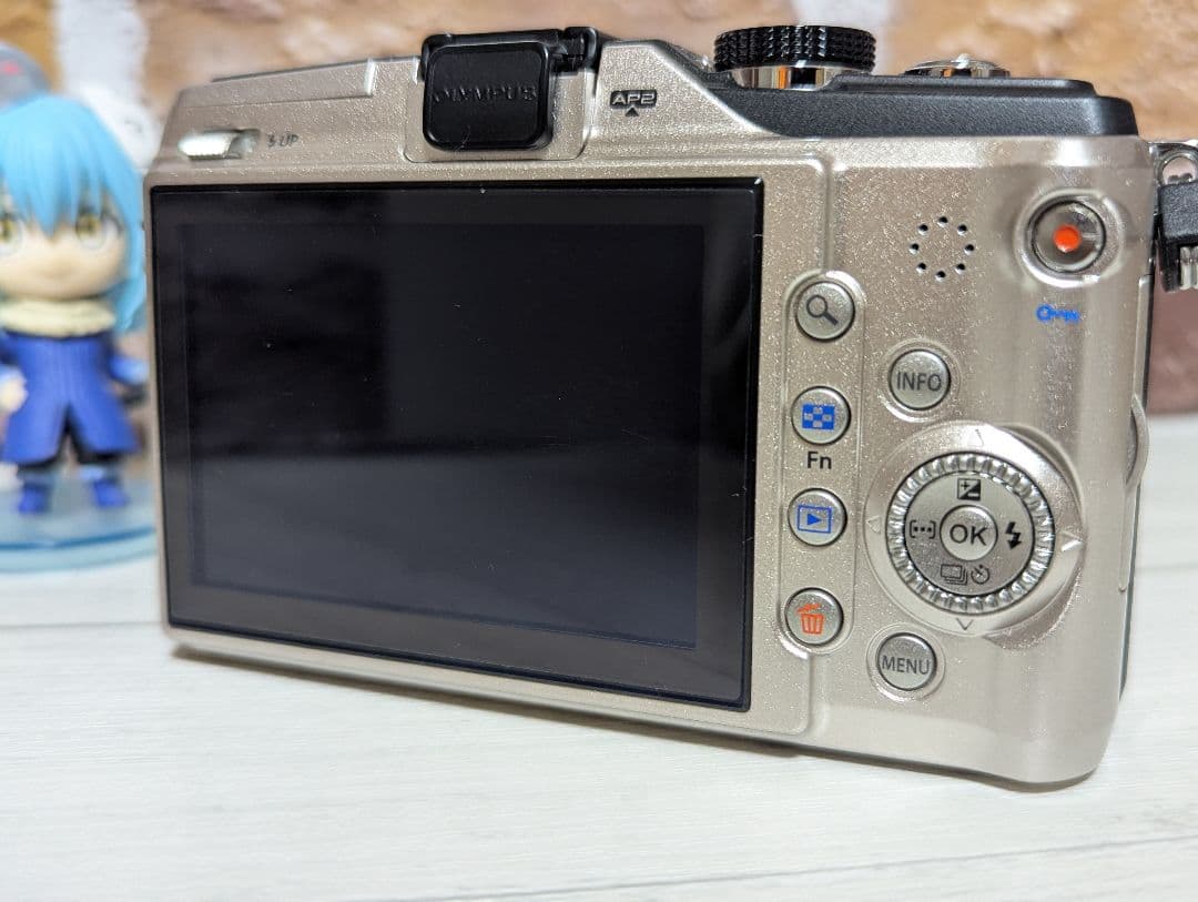 OLYMPUS PEN E-PL2 本体＋レンズ バッテリー付 動作確認済 本体＋