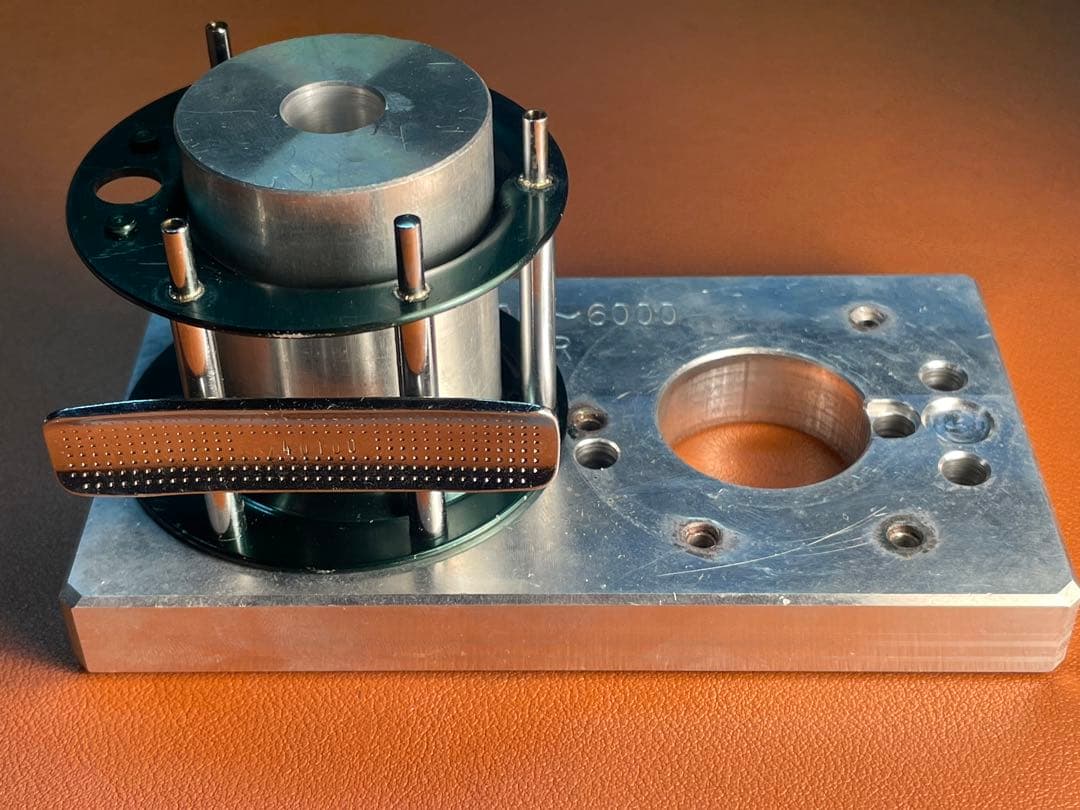 ABU アンバサダー 5000 メンテ済 フレーム修正済