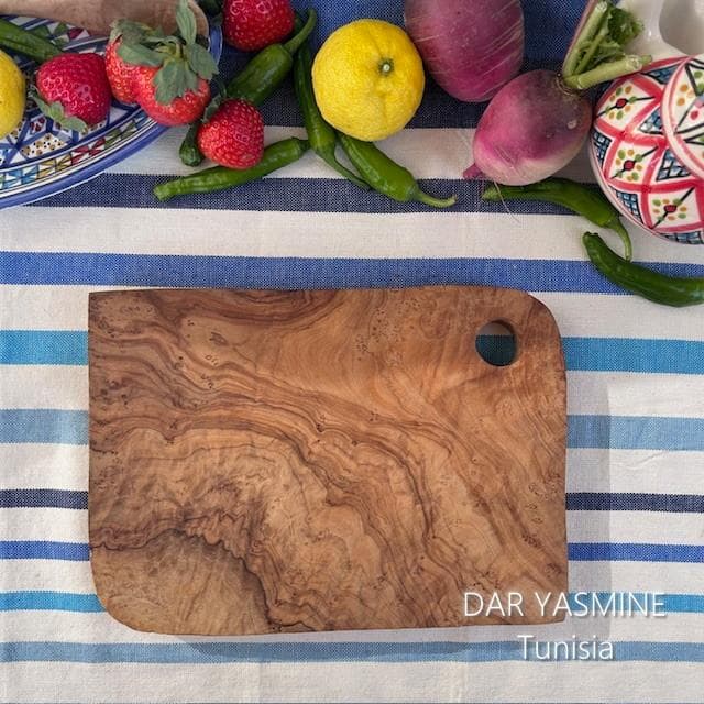 オリーブの木　カッティングボード　じわじわと溢れる夢　約25cm ◇オリーブの木 【特大 約53cm】個性あふれる1点もの 流れに身を任せ