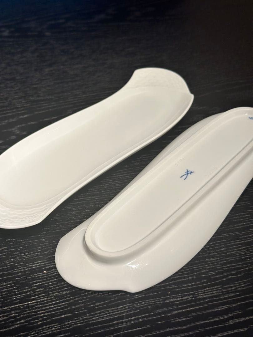 マイセン 波の戯れホワイト トレイ プレート 25cm 5枚カップソーサー2 マイセン 波の戯れ ホワイト ペアティーカップ＆ソーサー 000000/29633