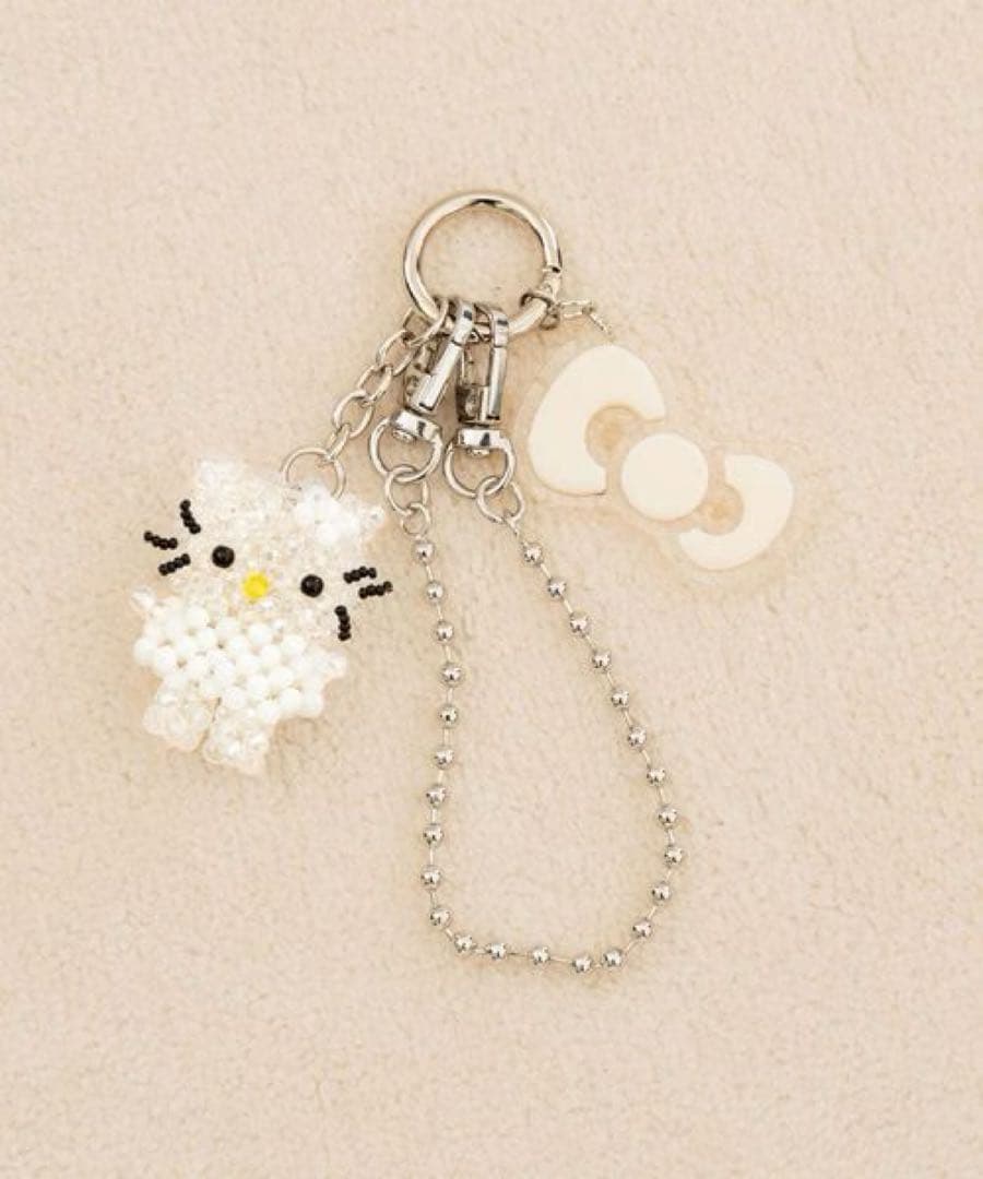 ローリーズファーム Me% ハローキティ ビーズキーチャーム - メルカリ