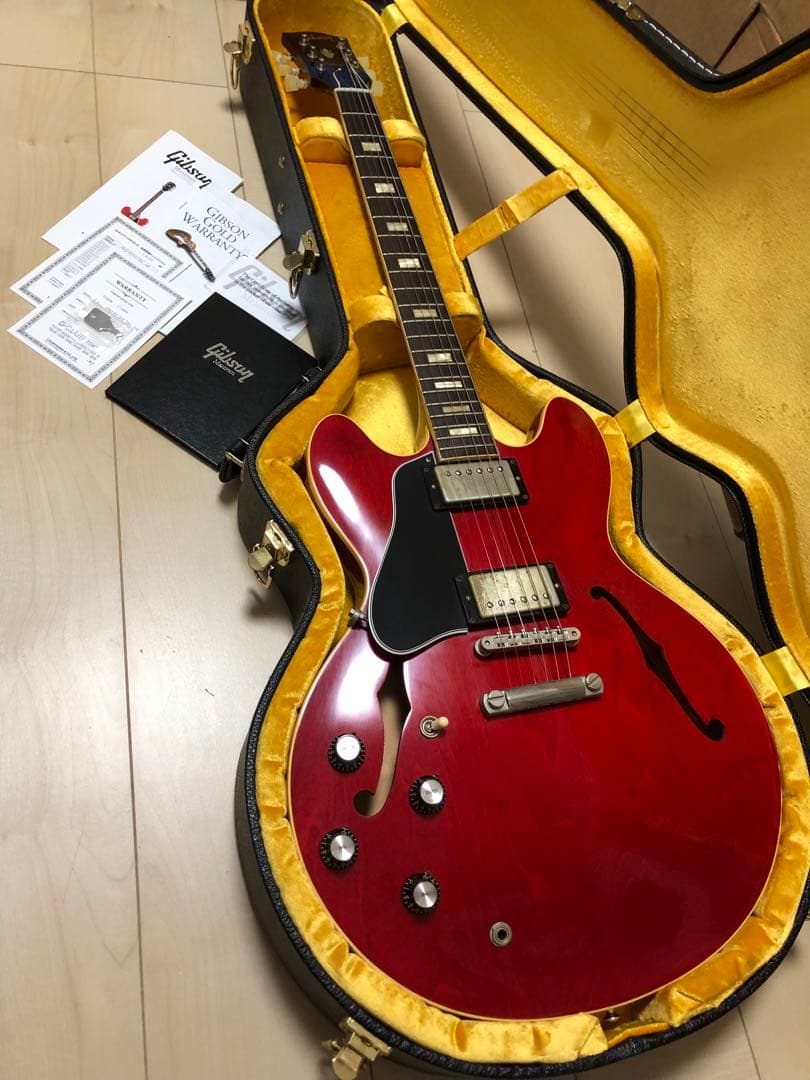 はちわれ　Gibson 1963 ES-335 TDC VOS Lefty Gibson 1963 ES-335 TDC 2018 - Sixties Cherry | Sweetwater
