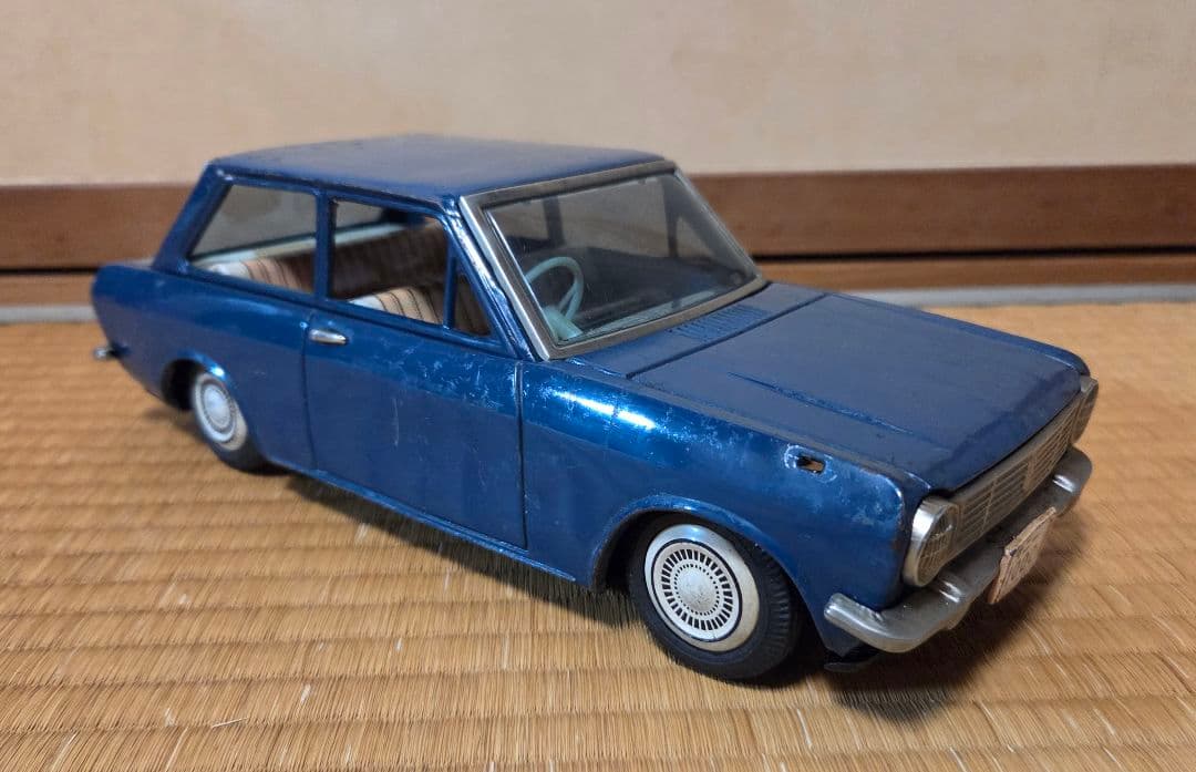 T*y様 【年代物】増田屋 ブリキ ダットサン サニー1000 車