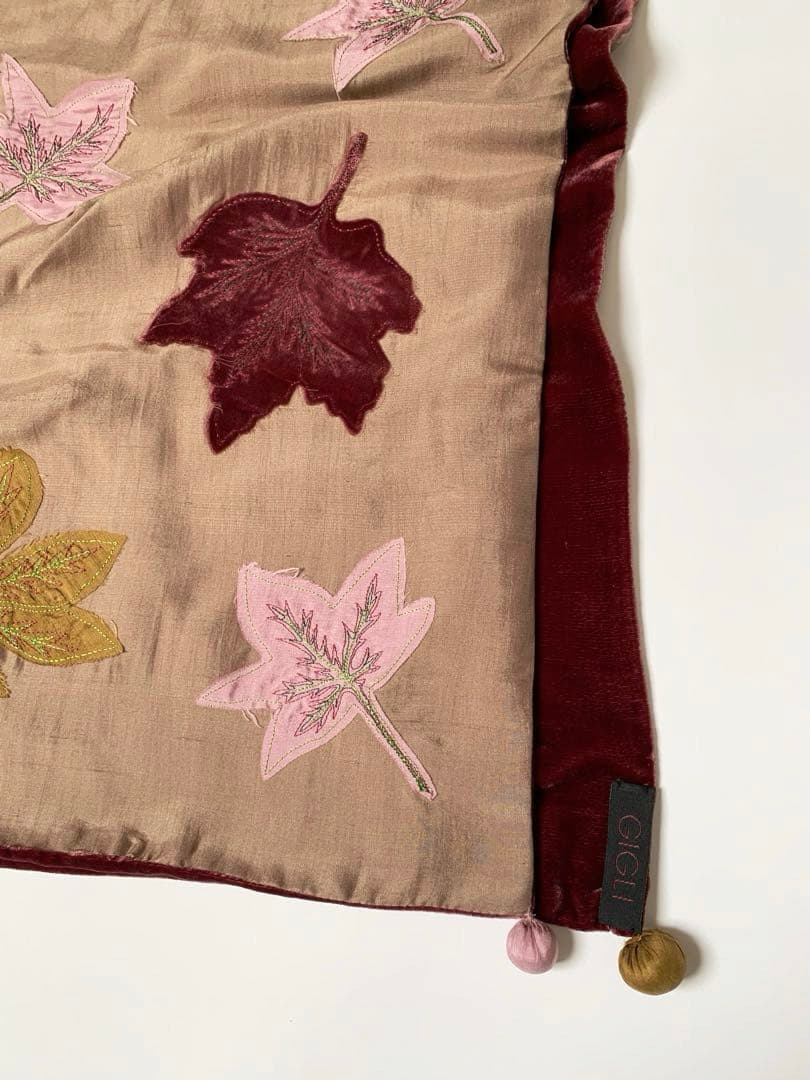 ロメオ ジリ GIRI シルク×ベロア ショール 商品詳細ロメオ ジリ GIRI