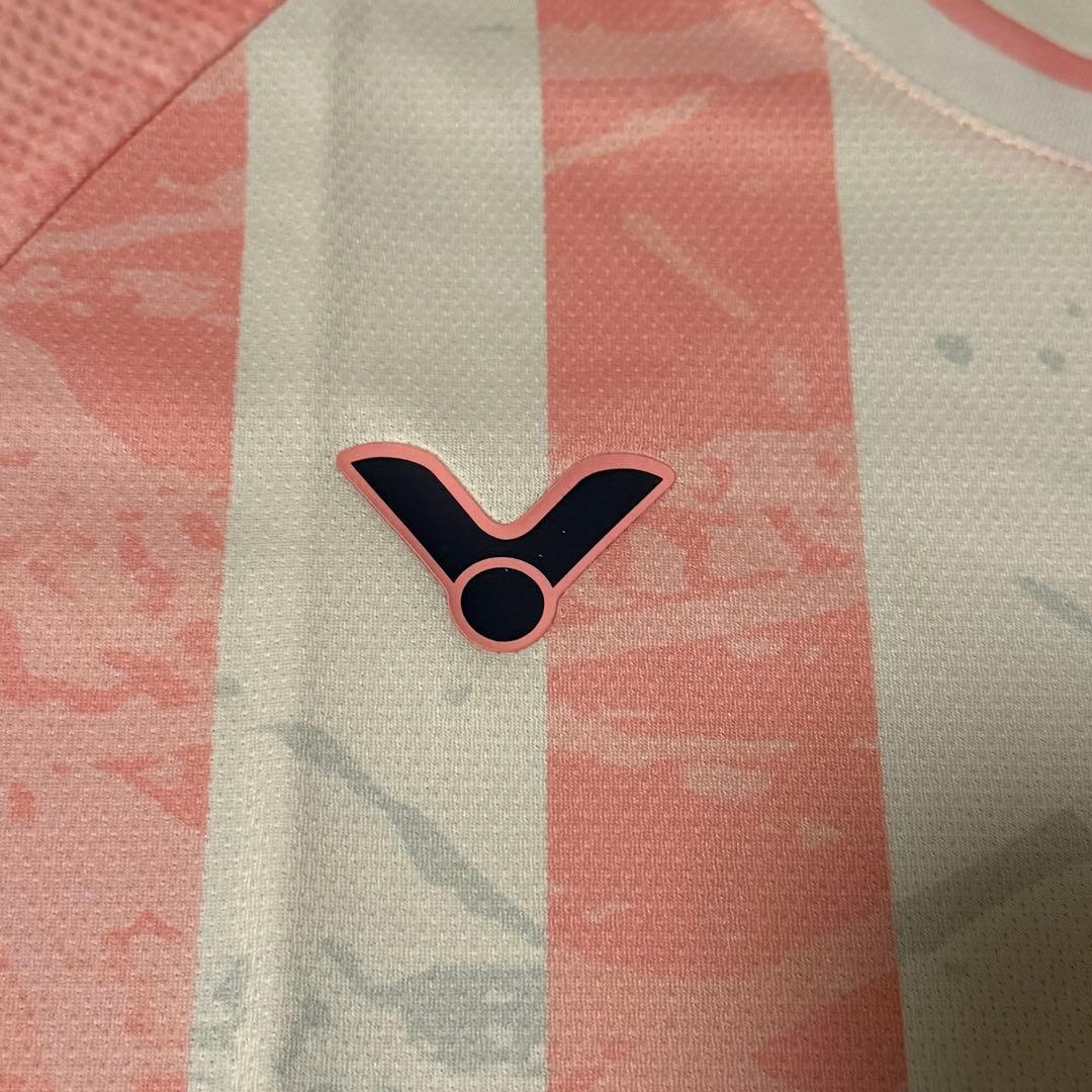 Victor バドミントンTシャツ サイズL アントンセンモデル - メルカリ