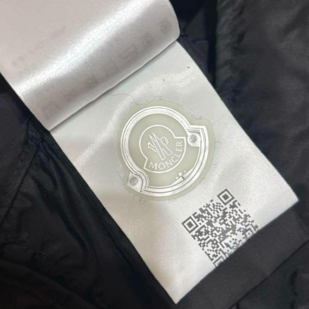 MONCLER JOSEPHINE ジョセフィーヌモッズコート雑誌掲載モデル 海外