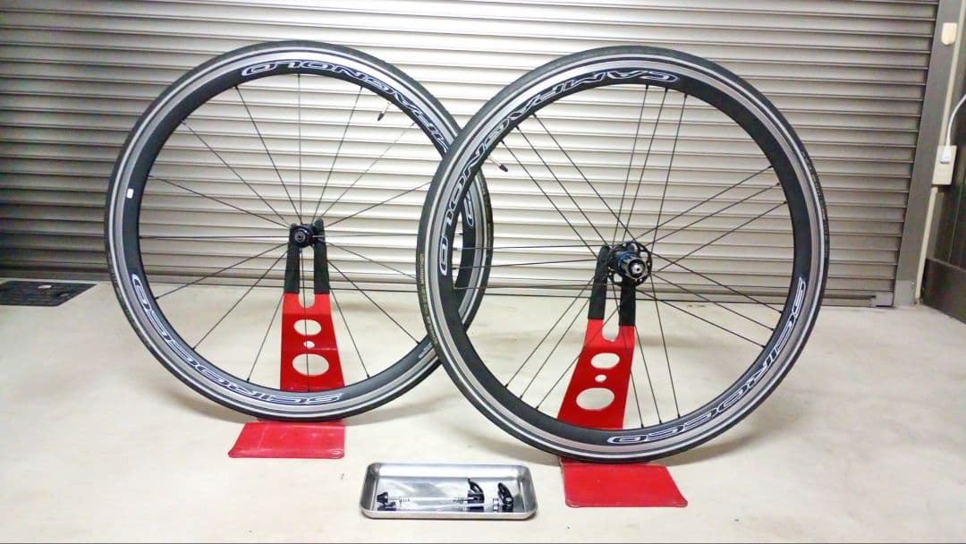 CAMPAGNOLO SCIROCCO　17c　シュワルベマラソン23ｃ Campagnolo Scirocco C17 Clincher Wheels – Aero Road Speed – LafoBikes