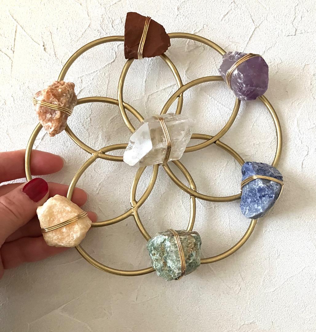 【新品】パワーストーン／クリスタルグリッド　チャクラ／天然石／希少 初心者向け クリスタルグリッド スターターセット｜天然石プレート付き