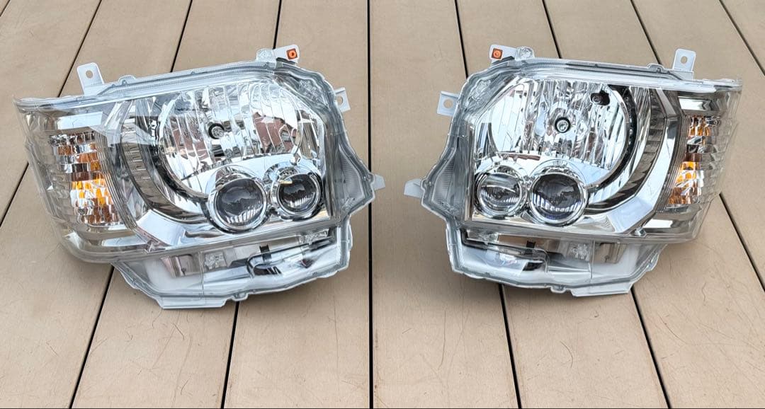新車外し 200系ハイエース ダークプライム2 LEDヘッドライト トヨタ純正品 ♪新車外し♪ハイエース 200系 ダークプライムII 4/5/6/7型 純正