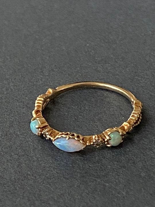 【アガット】14金 オパール&ダイヤリング9号 アガット K18YG オパール ダイヤモンド リング D0.28ct — セルビー