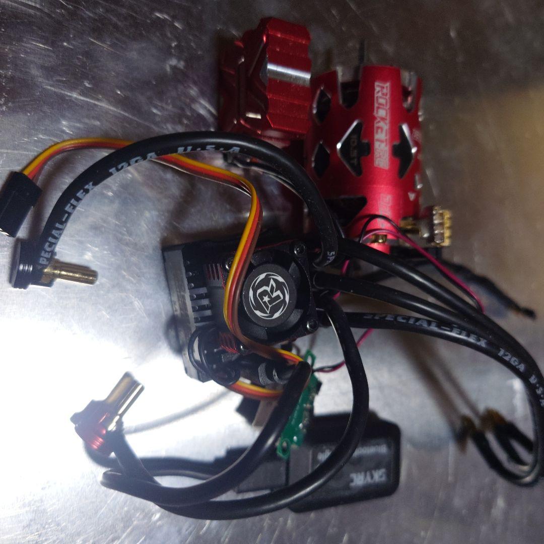 L*H様 ROCKET RC THUNDER 540 & ESCセット Rocket RC Brushless 540 DRIFT MOTOR Sensored 10.5T -PURPLE-