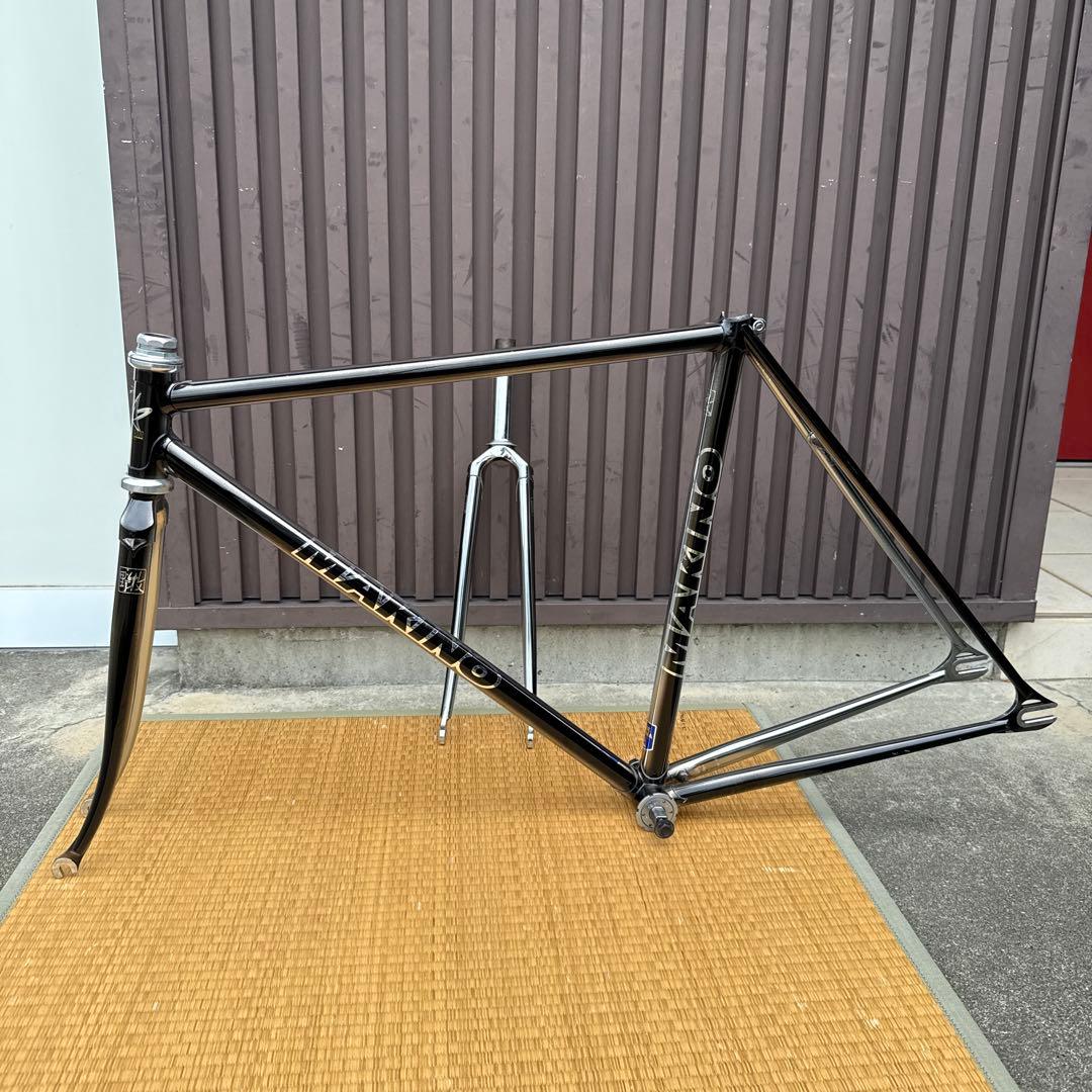 マキノピストフレームとフォーク マキノ MAKINO NJS認定 スチール ピストバイク トラックレーサー
