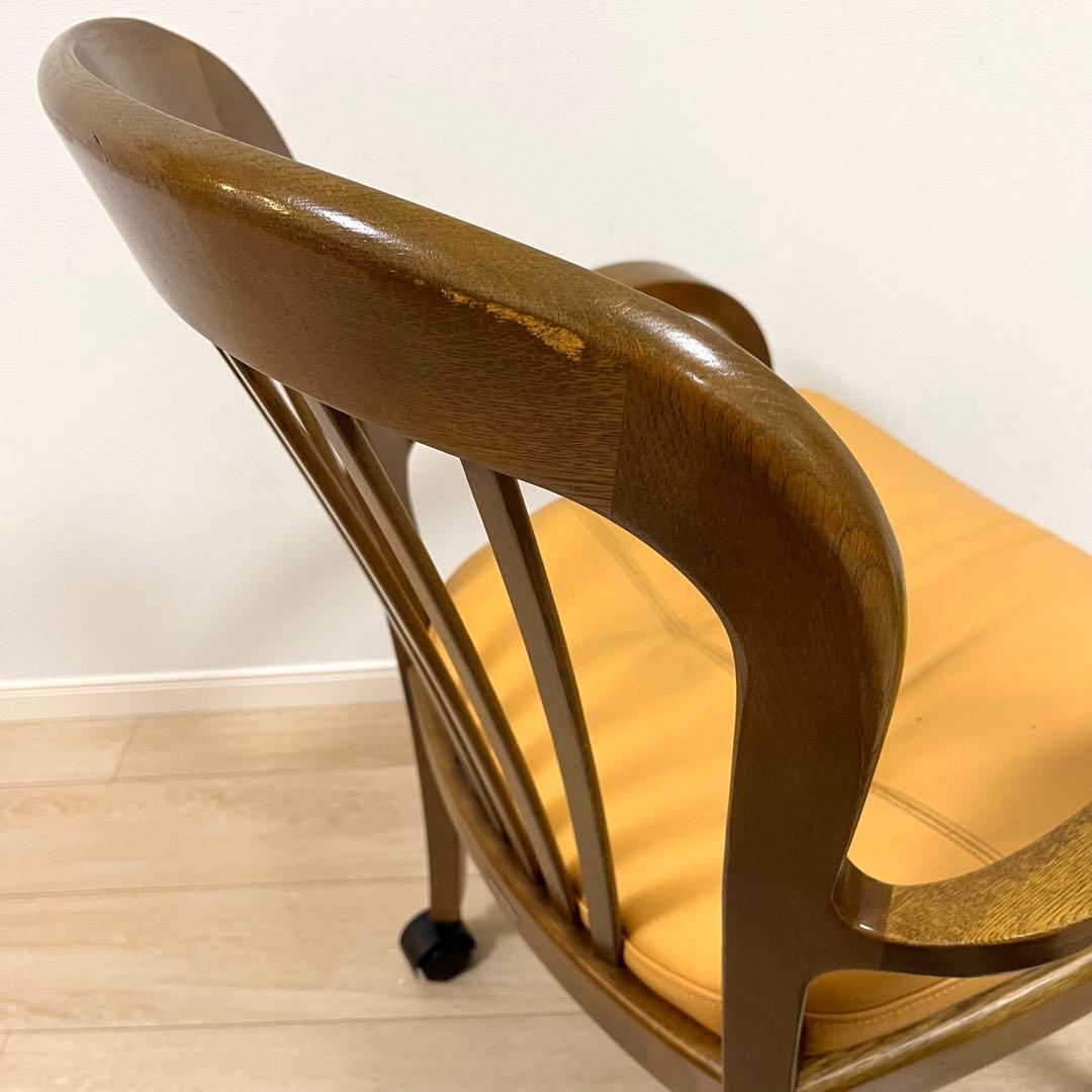 か33 カリモク ダイニングチェア 木製アームチェア レザーKARIMOKU