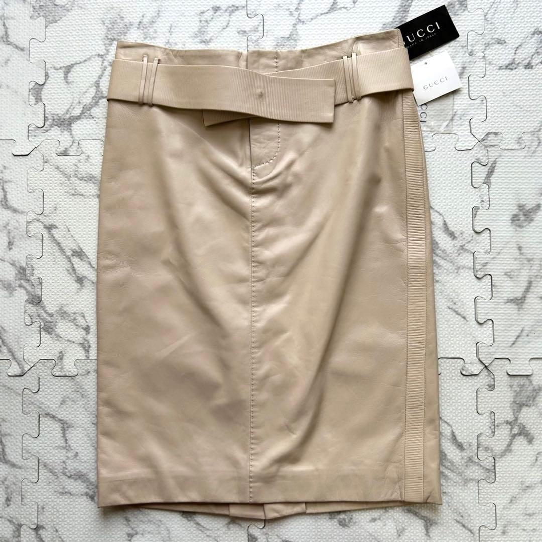 未使用タグ付け◎GUCCI グッチ ラムレザー スカート ベルト付き ベージュ パール付き ダブルG ワイド ベルト ・ブラック レザー | GUCCI公式