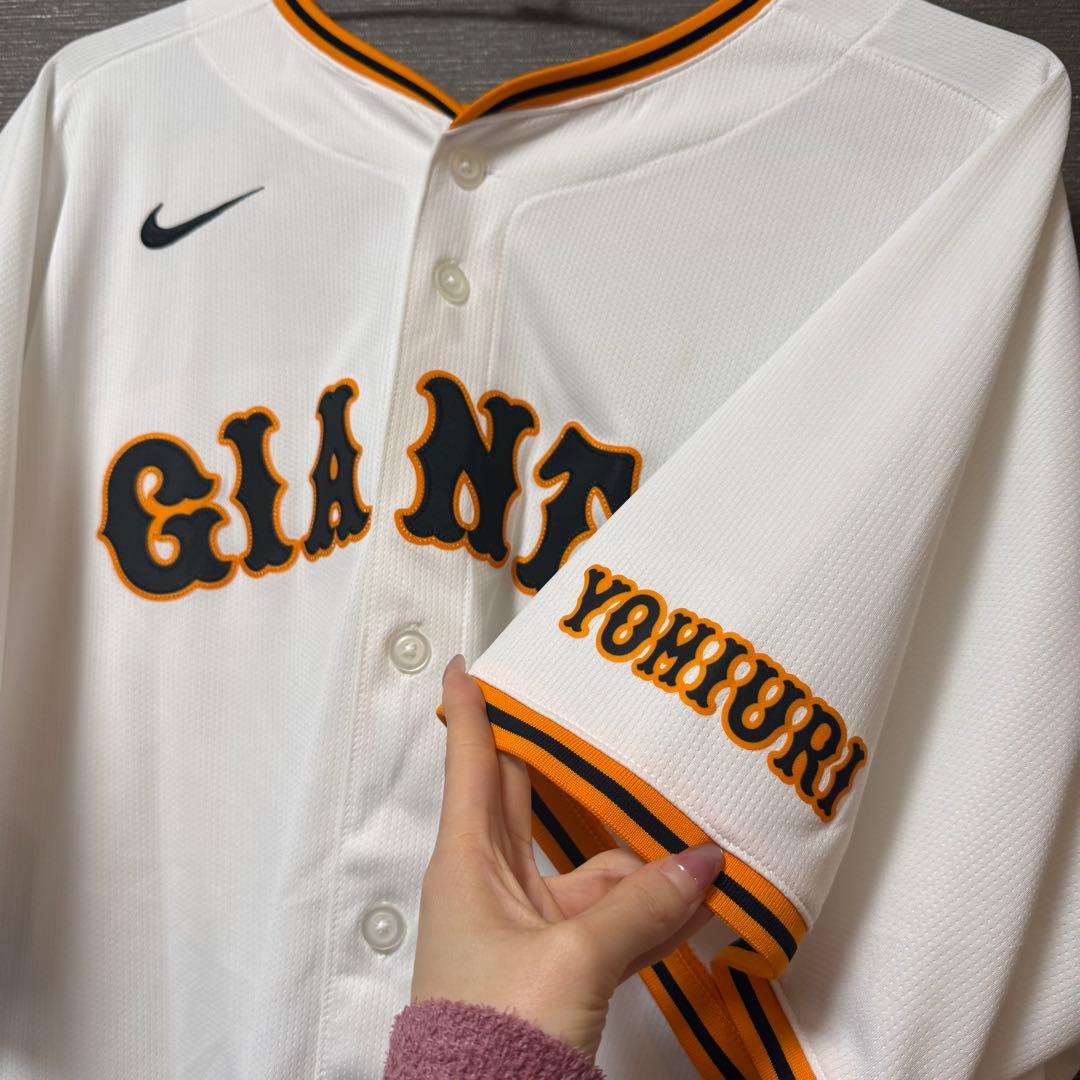 読売ジャイアンツ 岡本和真 ナイキ ホームユニフォーム - メルカリ