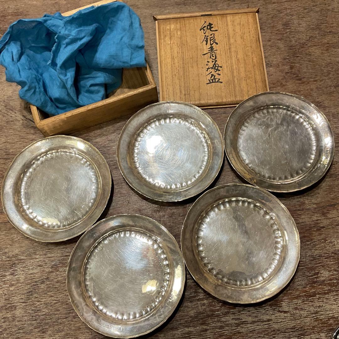 総重量325g！ 時代金工 青松堂 純銀 銘々青海盆 五客揃 共箱付き 煎茶道具 総重量325g！ 時代金工 青松堂 純銀 銘々青海盆 五客揃 共箱付き 煎茶道具