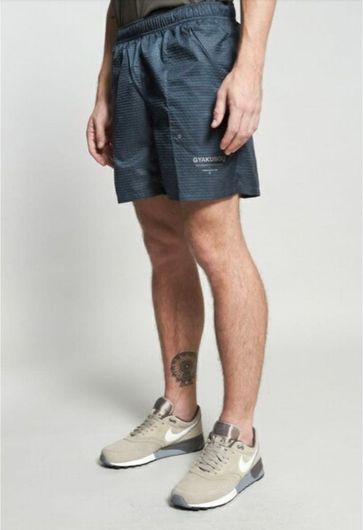 GYAKUSOU ナイキ アンダーカバー ギャクソウ ウーブンショーツ S 美品 2026年最新】Yahoo!オークション -gyakusou ショートパンツの中古品