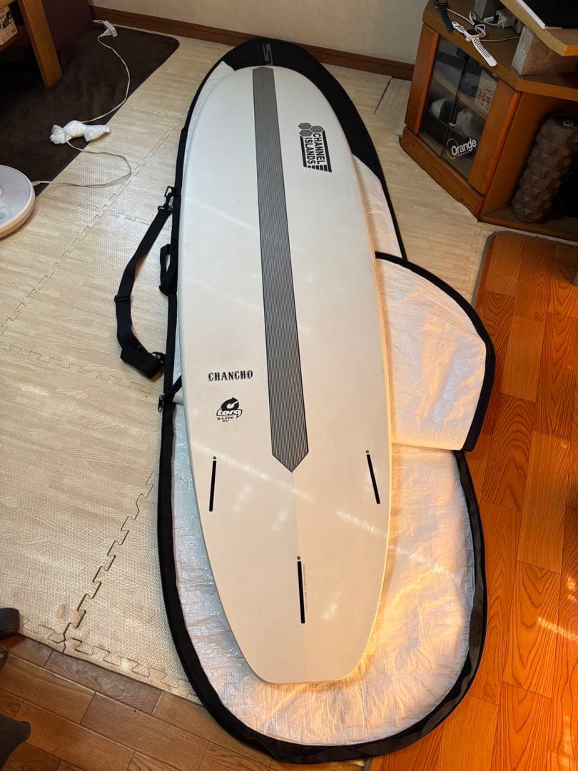 CHANCHO 7.6サーフボード 3フィン ケース付き