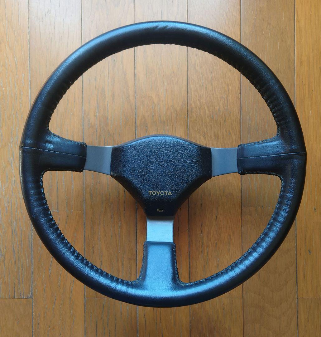 TOYOTA AE86純正ステアリング・ハンドル本体 TOYOTA AE86純正ステアリング・ハンドル本体 - メルカリ