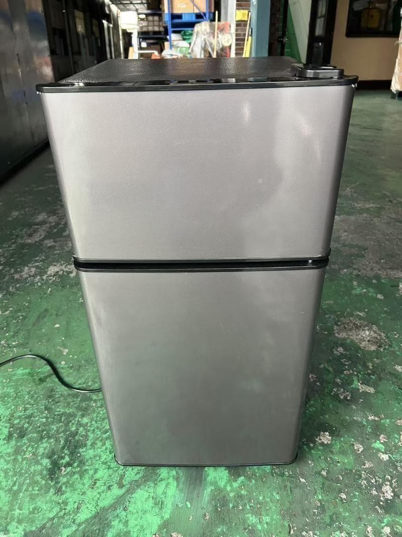 中古美品 冷蔵庫 一人暮らし冷凍冷蔵庫 60L ブラック - メルカリ